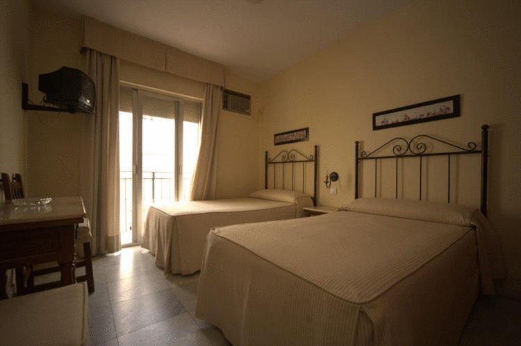 Hostal El Labrador Marbella Exterior photo