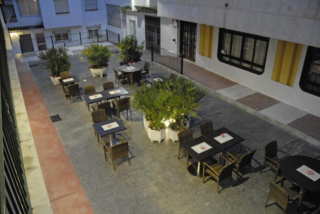 Hostal El Labrador Marbella Exterior photo